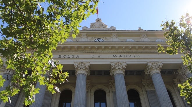 Tres cotizadas españolas que ganan peso en ciberseguridad ante el auge de la IA y la nube