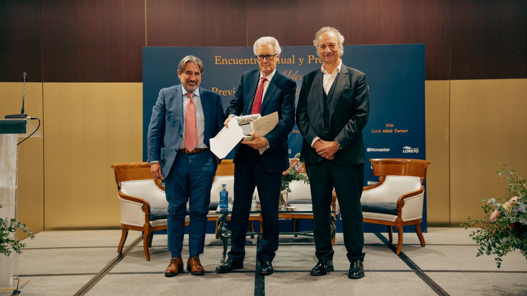 Lord Turner recibe el premio Jon Aldecoa y reivindica el consenso y el auto-enrolment para reformar las pensiones