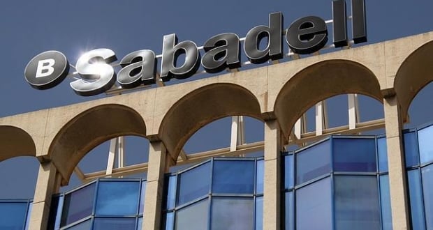 Banco Sabadell gana dos millones en 2020 tras provisiones por covid-19