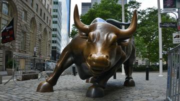 wall-street-toro-1600.jpg