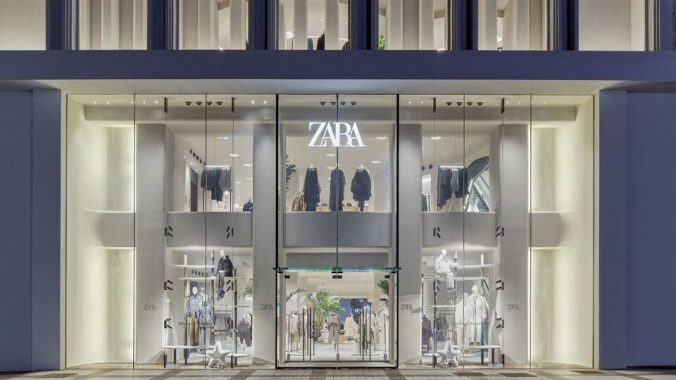 El éxito de la colaboración de Zara y Galliano da alas a Inditex: potencial del 26% en Bolsa