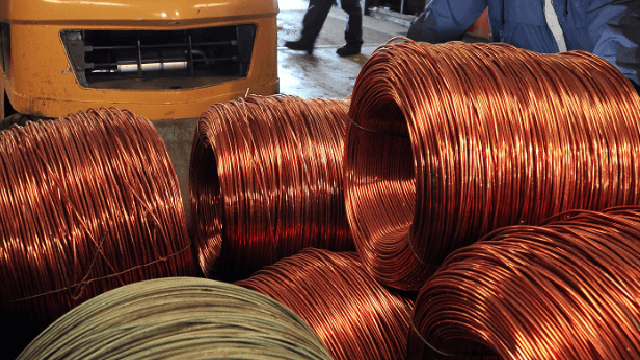 El cobre apunta a un 18% de subida en 2027: las mineras con más potencial para beneficiarse