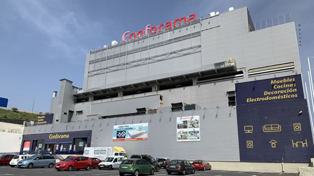 Atalaya Superficies Comerciales impulsa su estrategia de rotación de activos con la venta de una mediana comercial en Tenerife