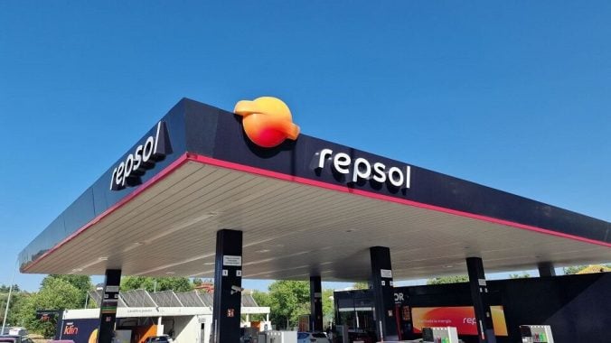 Repsol dispara su margen de refino hasta los 36,2 dólares por barril en el tercer trimestre
