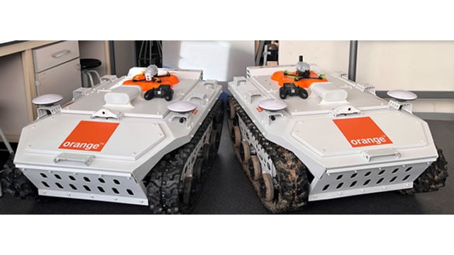 MasOrange muestra en el MWC robots autónomos y drones conectados con 5G SA para la prevención de incendios