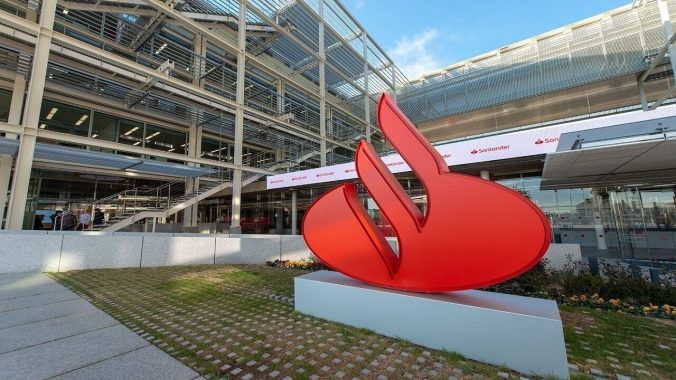 Banco Santander: luz verde definitiva para comprar Webster. Prevé un RoTE del 18% en EEUU para 2028