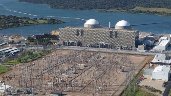 Iberdrola, Endesa y Naturgy solicitan al Gobierno aplazar hasta 2030 el cierre de Almaraz