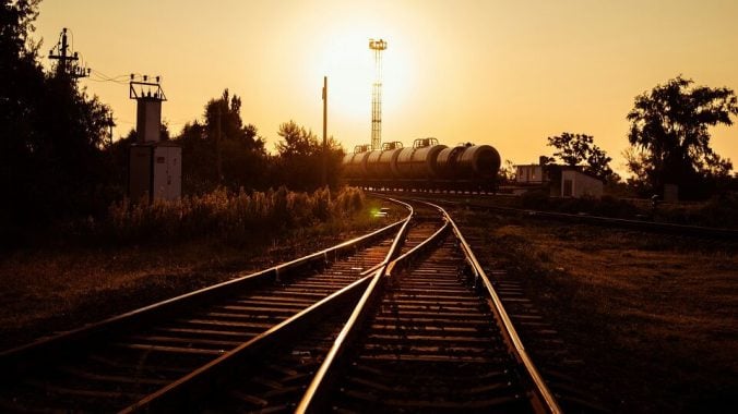 Ferrovial gana un 52% menos hasta junio por el efecto de las plusvalías de 2025