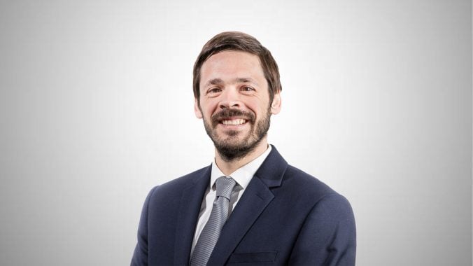 "Preferimos los bonos del Tesoro de EE. UU. sobre los gilts británicos, debido a la mayor liquidez de los primeros"