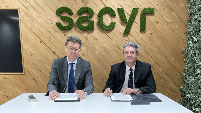 Sacyr y Captoplastic firman un acuerdo estratégico para impulsar el control y captura de microplásticos en el agua