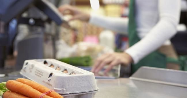 La inflación cae a mínimos de cuatro años en España