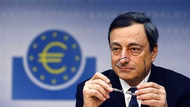 Draghi: "El BCE permanecerá en el mercado durante mucho tiempo"