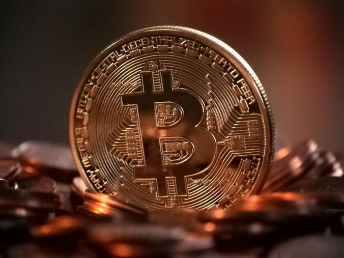 El primer "Criptoclip" del mundo nace en España con Hueco y Coinmotion