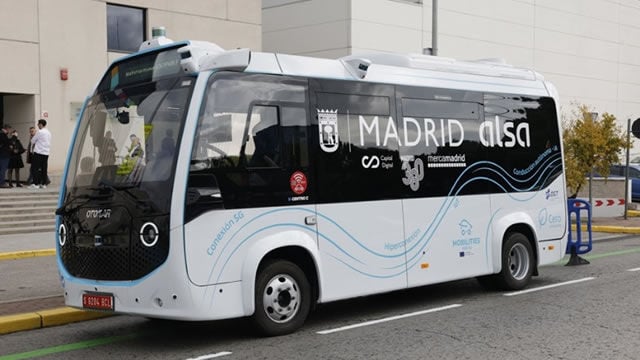 Orange conecta con su red 5G SA el primer minibús eléctrico y autónomo en Mercamadrid