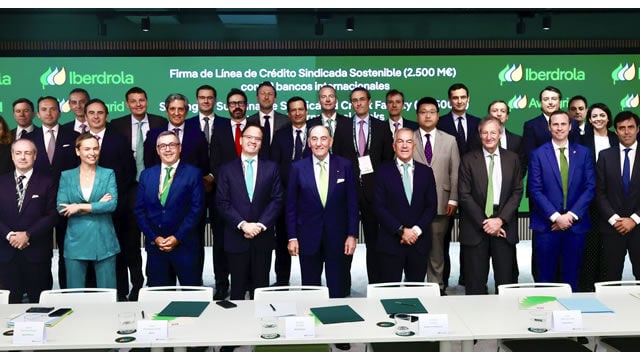 Iberdrola firma una línea de crédito por 2.500 millones de euros con 32 bancos internacionales
