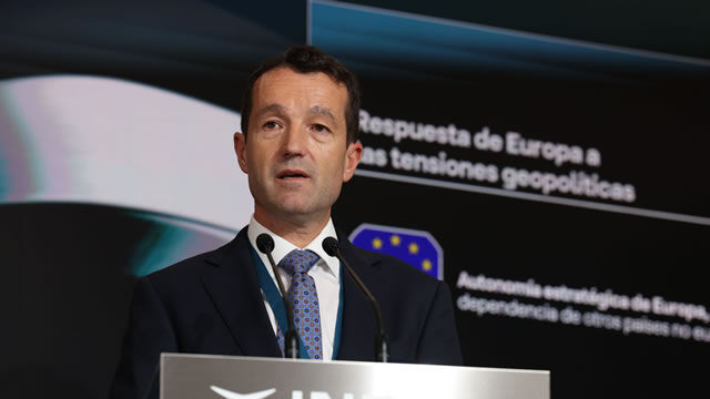 La Junta General de Accionistas de Indra Group rafitifa a Ángel Escribano como presidente ejecutivo con el apoyo del 98,4% de los accionistas