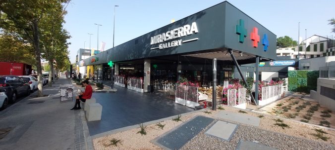 abrdn adquiere a Ten Brinke dos parques comerciales en Madrid