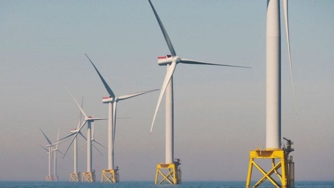 Iberdrola gana, por más de 3 millones, un contrato de suministro de energía renovable en Toledo