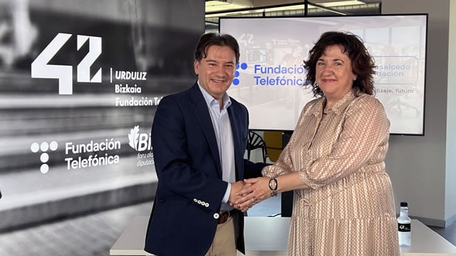 Fundación Telefónica y Fundación Novia Salcedo impulsarán el talento tecnológico en los campus de programación 42