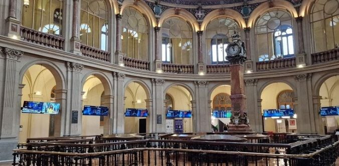 El Ibex 35 intenta acercarse a los 19.600 puntos con la ayuda de Puig y Cellnex