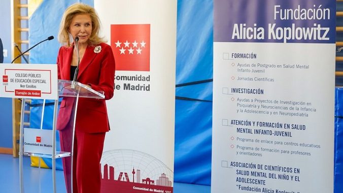 Alicia Koplowitz apuesta por Repsol y Aena y vende Indra y Amadeus