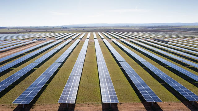 Cox impulsa la transición energética en Colombia con el desarrollo de 15 proyectos de energía fotovoltaica para generación distribuida en el país