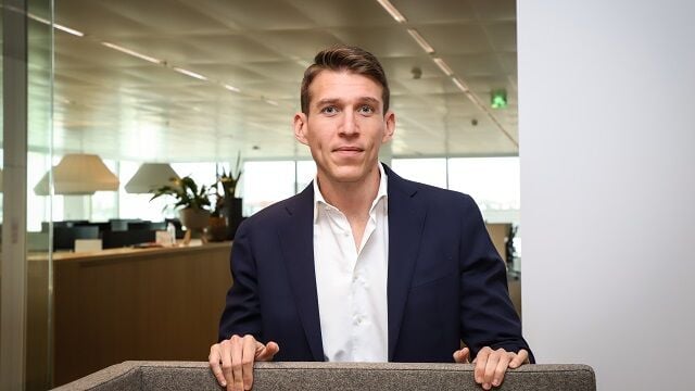 Sector automóvil:  bajo presión con advertencias sobre resultados pero sólidas ganancias vía bonos híbridos