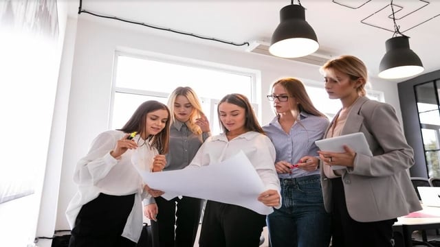 Financiación, redes y tendencias para emprendedoras en 2026