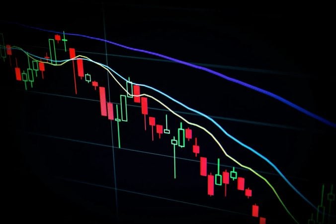 El Ibex 35 quiere empezar la semana con buen pie; los futuros superan los 19.000 puntos