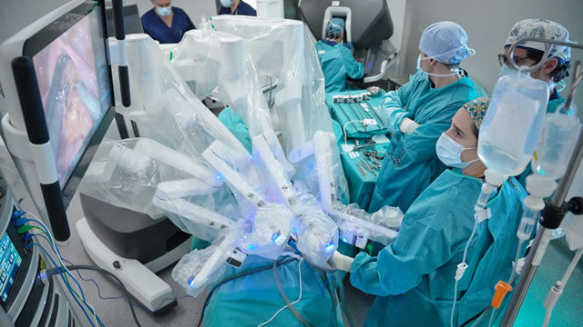 Quirónsalud se consolida como referente en el uso de la cirugía robótica más avanzada