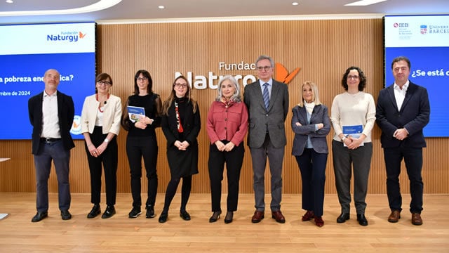 Las políticas para abordar la pobreza energética crónica deben centrarse en garantizar ingresos suficientes y mejorar la eficiencia energética de las viviendas