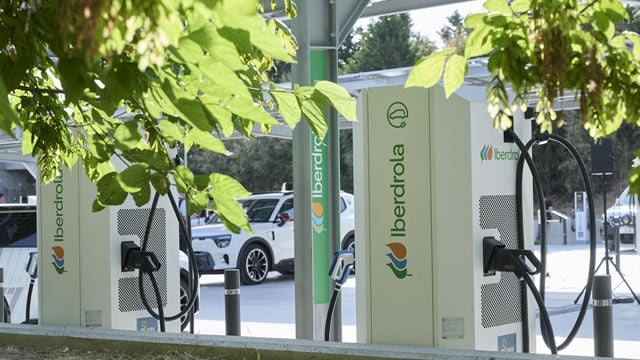 Iberdrola supera los 11.000 puntos de recarga públicos en funcionamiento