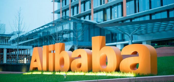 Alibaba corrige ante el posible fin de las tensiones entre China-EEUU