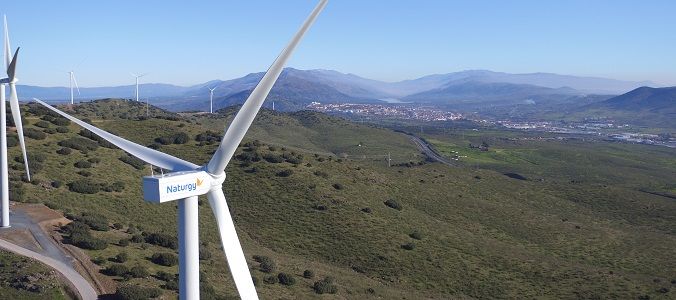 Naturgy recorta beneficios en un 5% y sigue mirando a las renovables