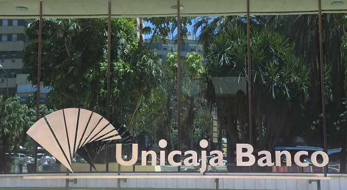 Unicaja: Divergencia bajista tras alcanzar una abultada sobrecompra