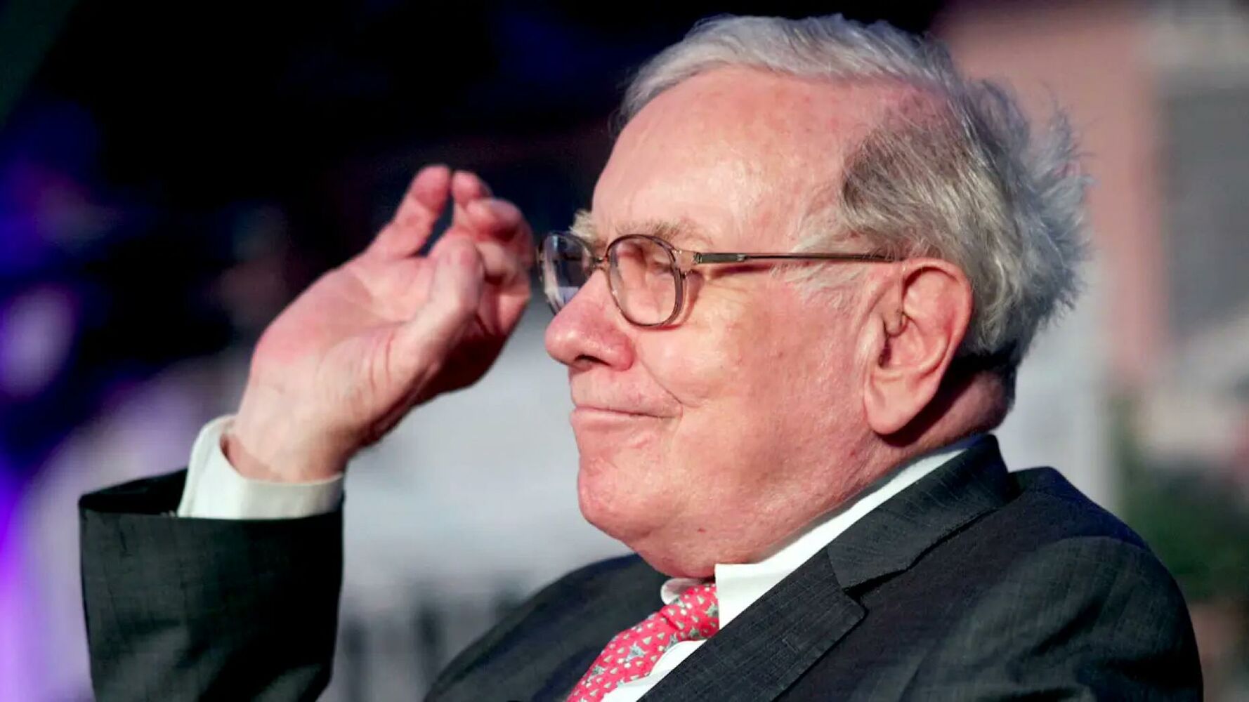 Warren Buffett realiza su mayor inversión desde 2008: incrementa posiciones en Apple y entra en HP y Citigroup
