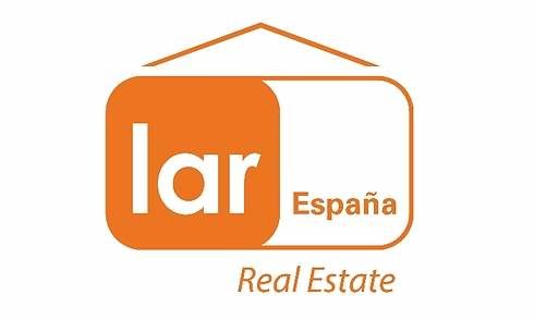 Logo de Lar España