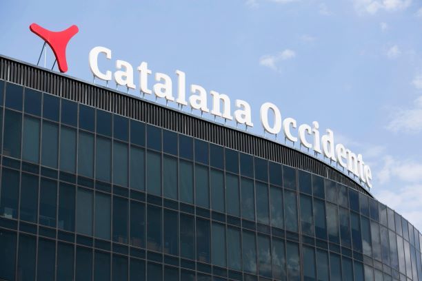 Catalana Occidente rebota desde la línea de tendencia alcista de largo plazo