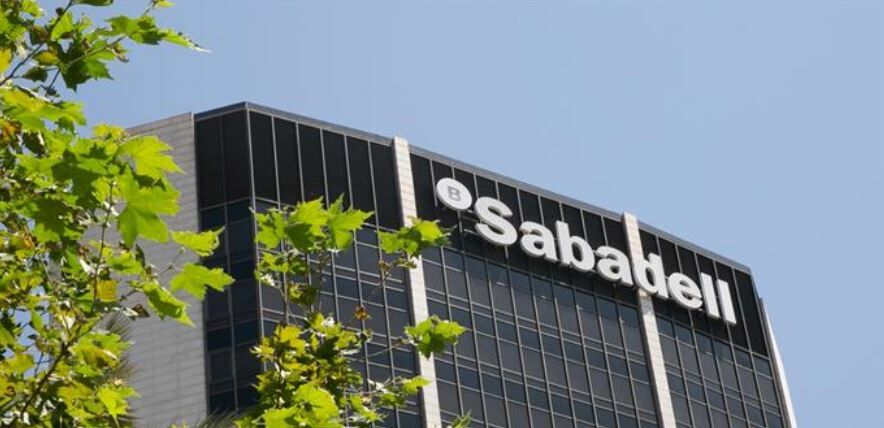 Banco Sabadell ganó 530 millones de euros en 2021 