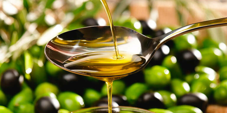 Deoleo, el oliva virgen extra se cae de los menús y sus consumidores le dan la espalda