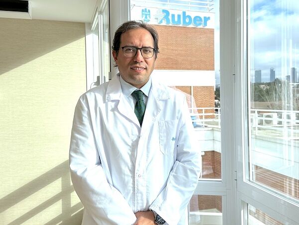 Dr. Antonio Calles: “Debemos huir del estigma que produce el tabaquismo en las personas que padecen cáncer de pulmón”