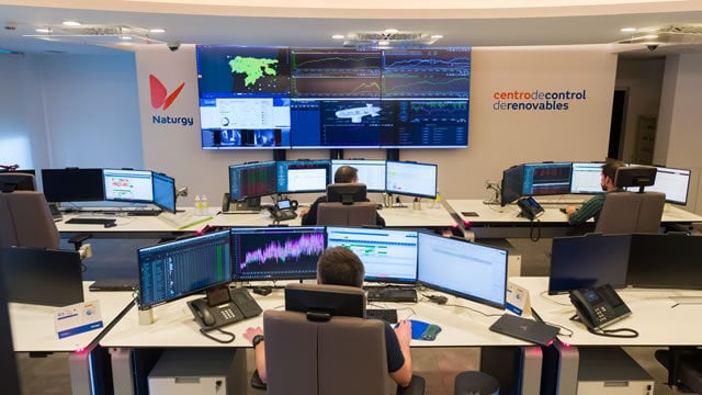 Naturgy integra la operación de toda su energía solar y eólica en España en un gran Centro de Control de Renovables (CCR)