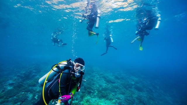 Buceo, running o pádel: cuándo conviene hacerse un estudio cardiovascular antes de empezar