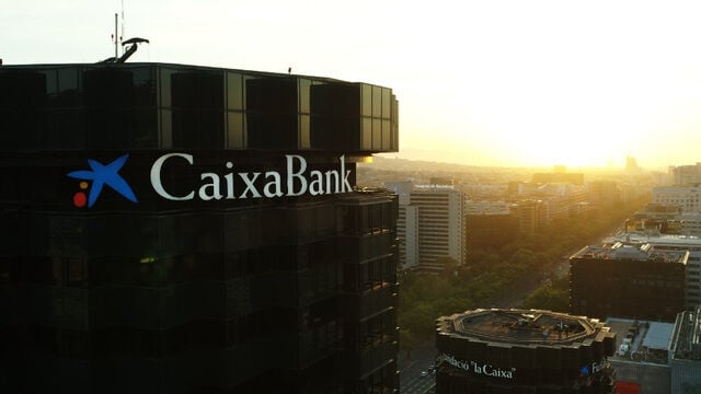 CaixaBank eleva su beneficio atribuido a 1.572 millones (+7%) y refuerza la retribuci&oacute;n al accionista 