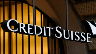 Credit Suisse pierde 1.489 millones en 2021 y advierte de que 2022 será "un año de transición"