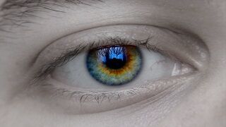 Quirónsalud Marbella incorpora la tecnología más avanzada para el tratamiento del ojo seco