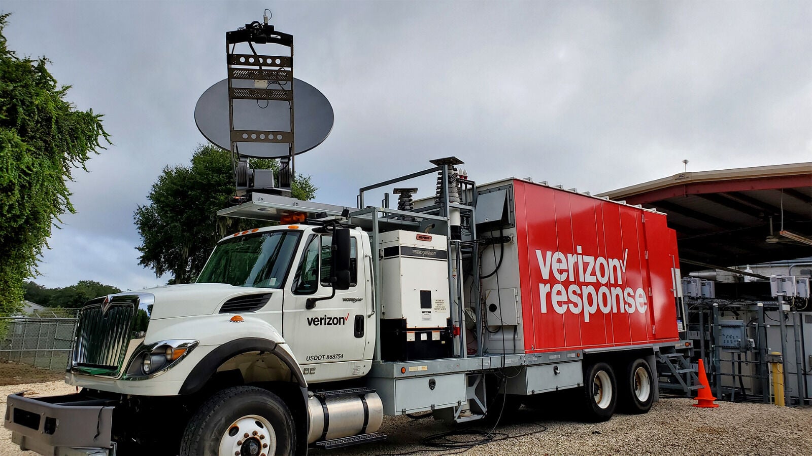 Verizon está abierto a trabajar con Starlink, excepto por una cosa Verizon está abierto a trabajar con Starlink, excepto por una cosa