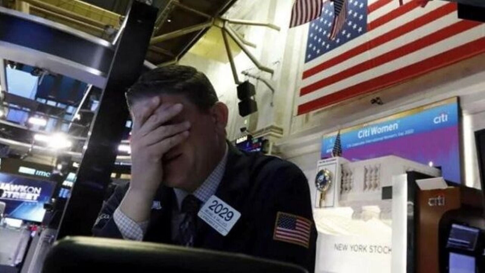 Dow Jones, S&P 500 y Nasdaq caen al cierre tras una semana dominada por la IA y resultados Dow Jones, S&P 500 y Nasdaq caen al cierre tras una semana dominada por la IA y resultados