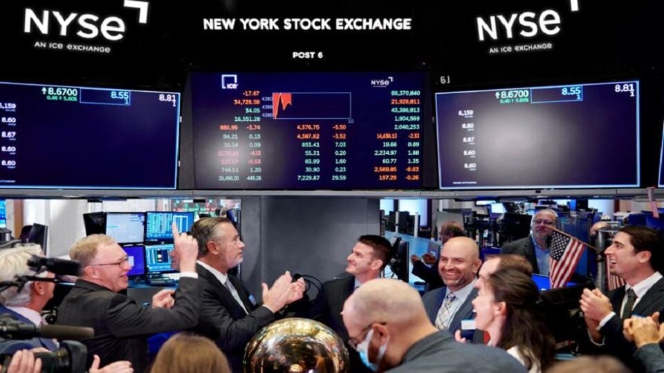 Dow Jones, S&P 500 y Nasdaq cierran la 1er sesi&oacute;n al alza a la espera de eventos claves