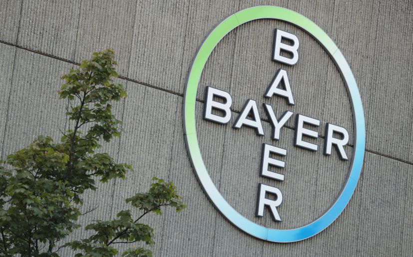 Fachada de una planta de Bayer.